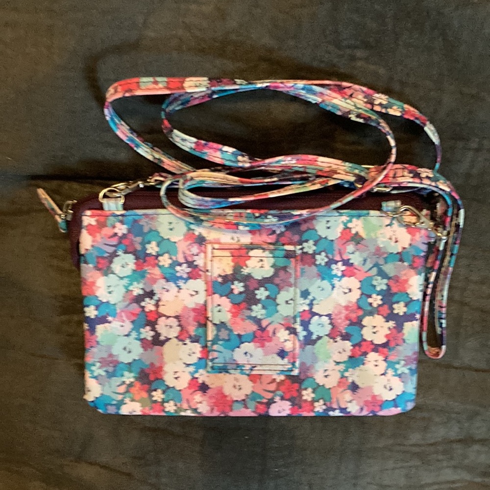 Blue floral print crossbody bag. Wrist and crossbody straps included - Picture 2 of 5